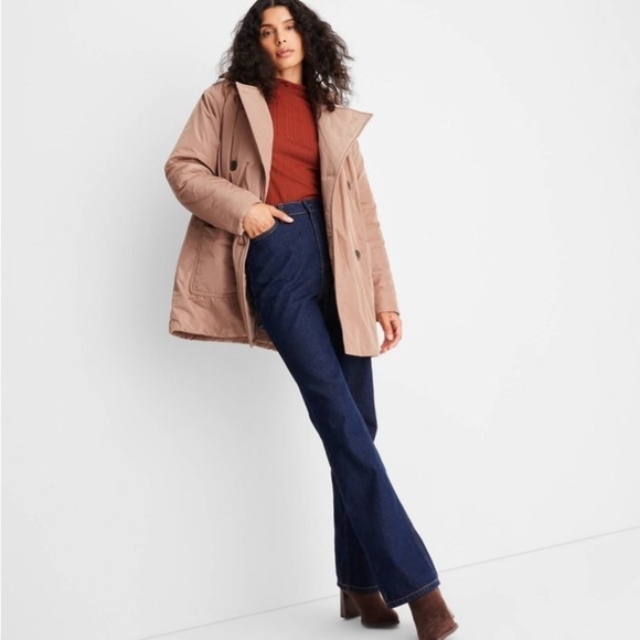 Women's Notched Lapel Double Breasted
Puffer Coat - Future Collective new - Picture 3 of 6